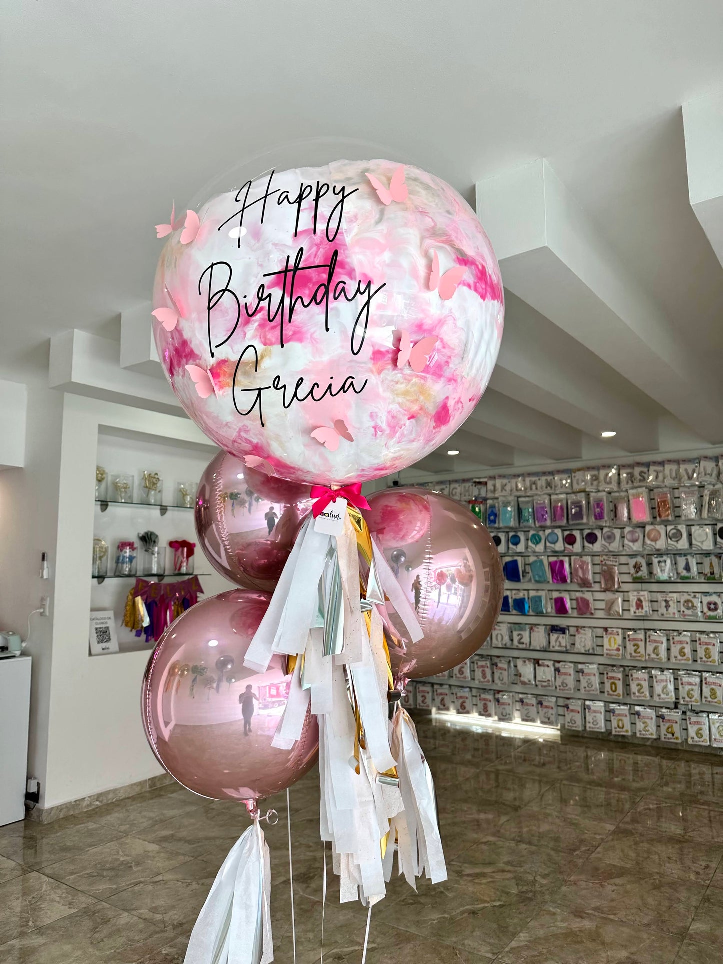 1 Globo Burbuja +3 Orbz + Mariposas