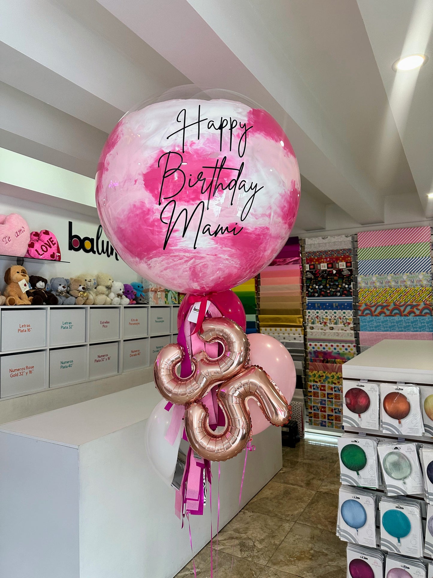 Globo Burbuja + 3 Globos Látex + Número Chico