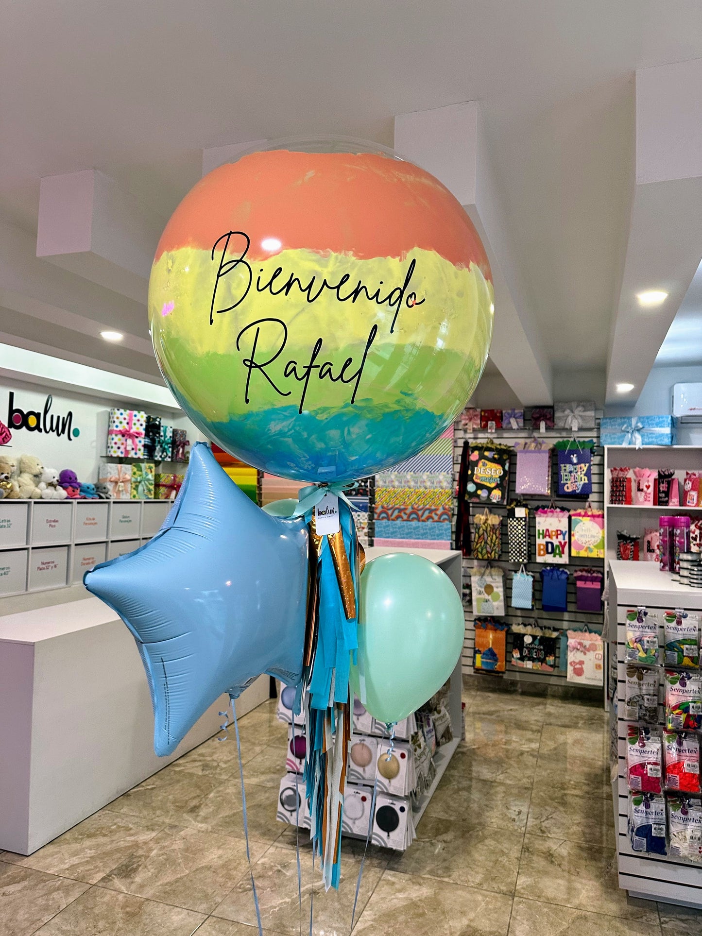 Globo Burbuja + 1 Estrella + 2 Globos Látex