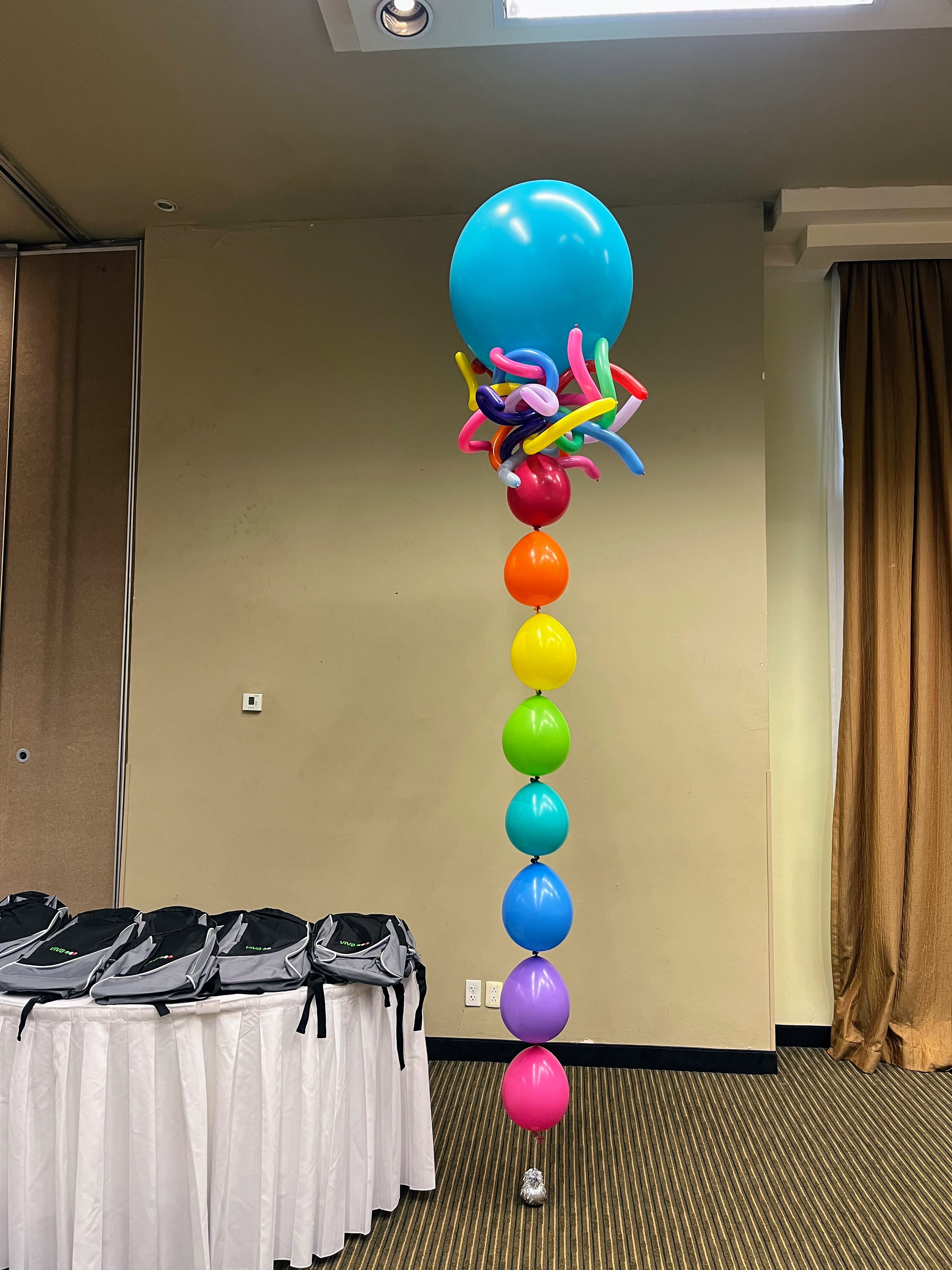 1 Globo Jumbo con Helio + Tira de Globos – Balun Globos y Eventos