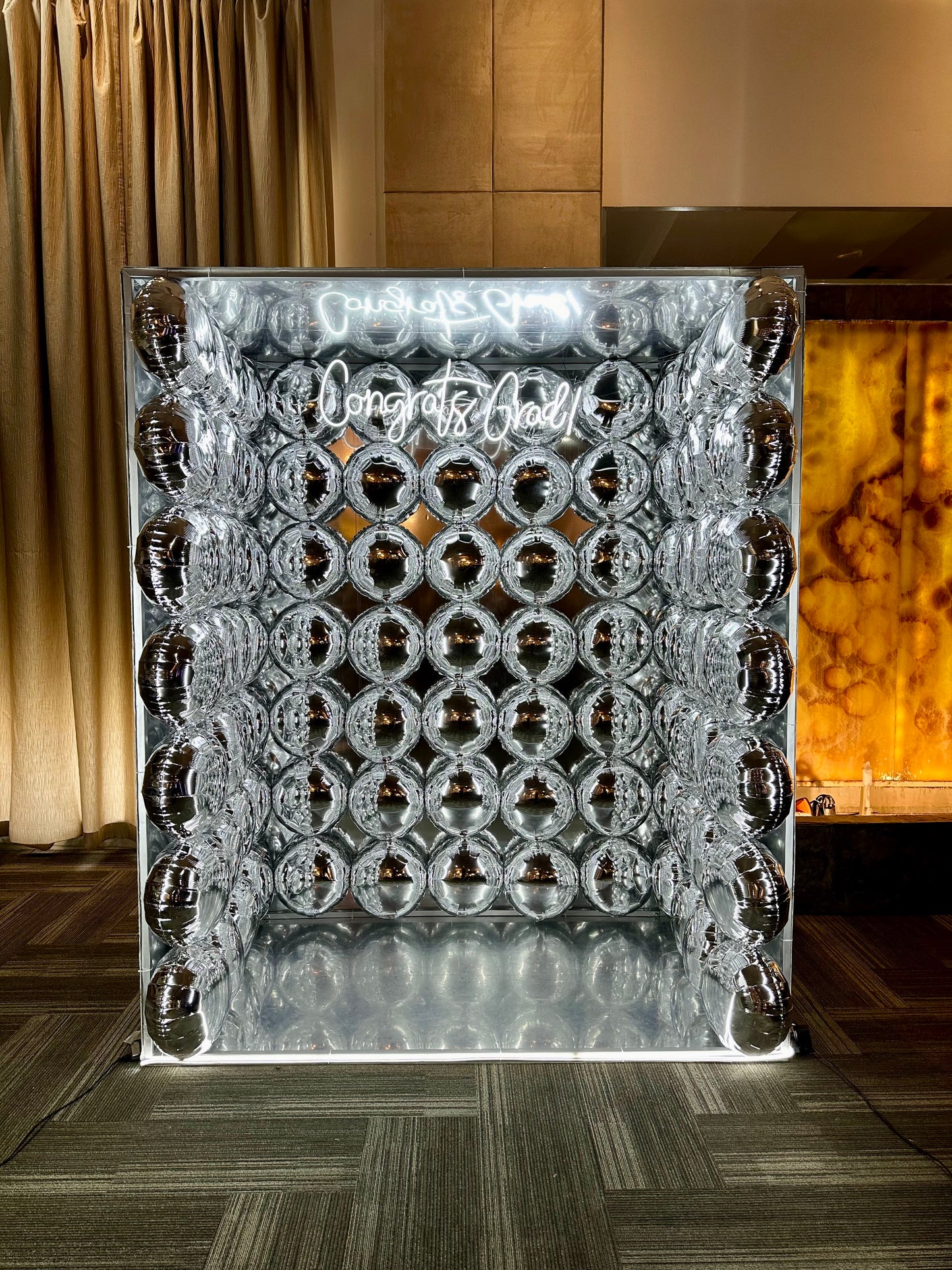 Cabina Congrats Grad!