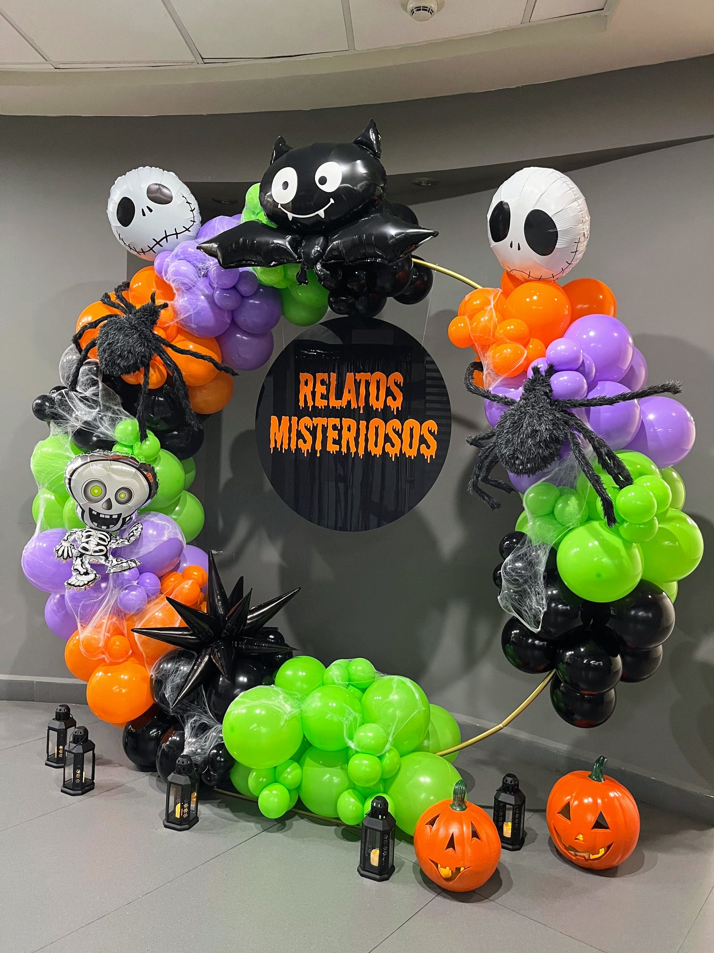 Aro Halloween con Letrero Personalizado