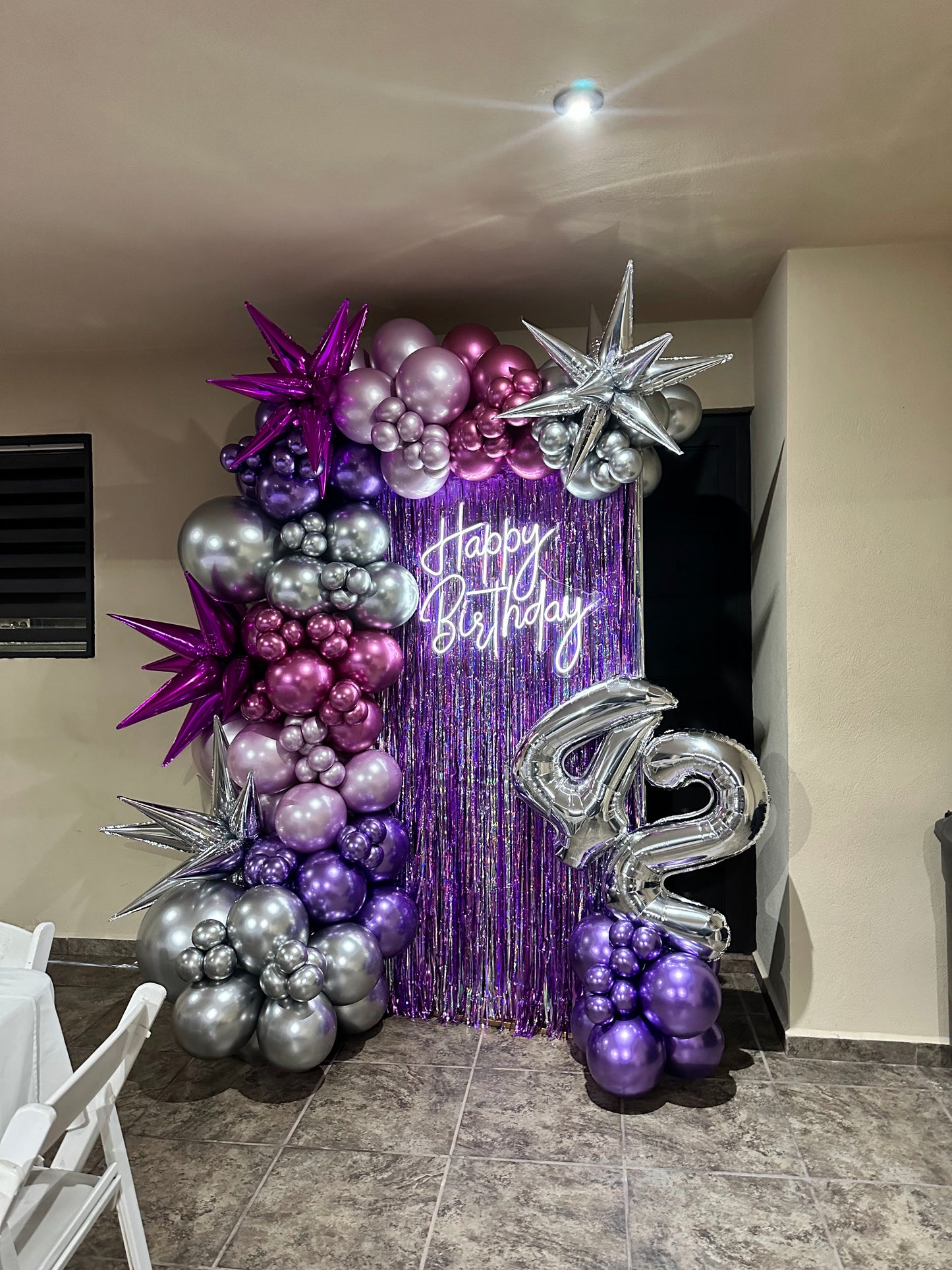 Mampara con Cortina Metálica + Números de Globo