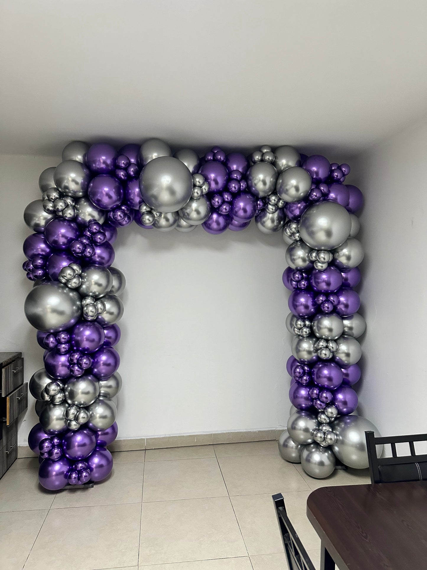 Marco de Globos Metalicos con Estructura