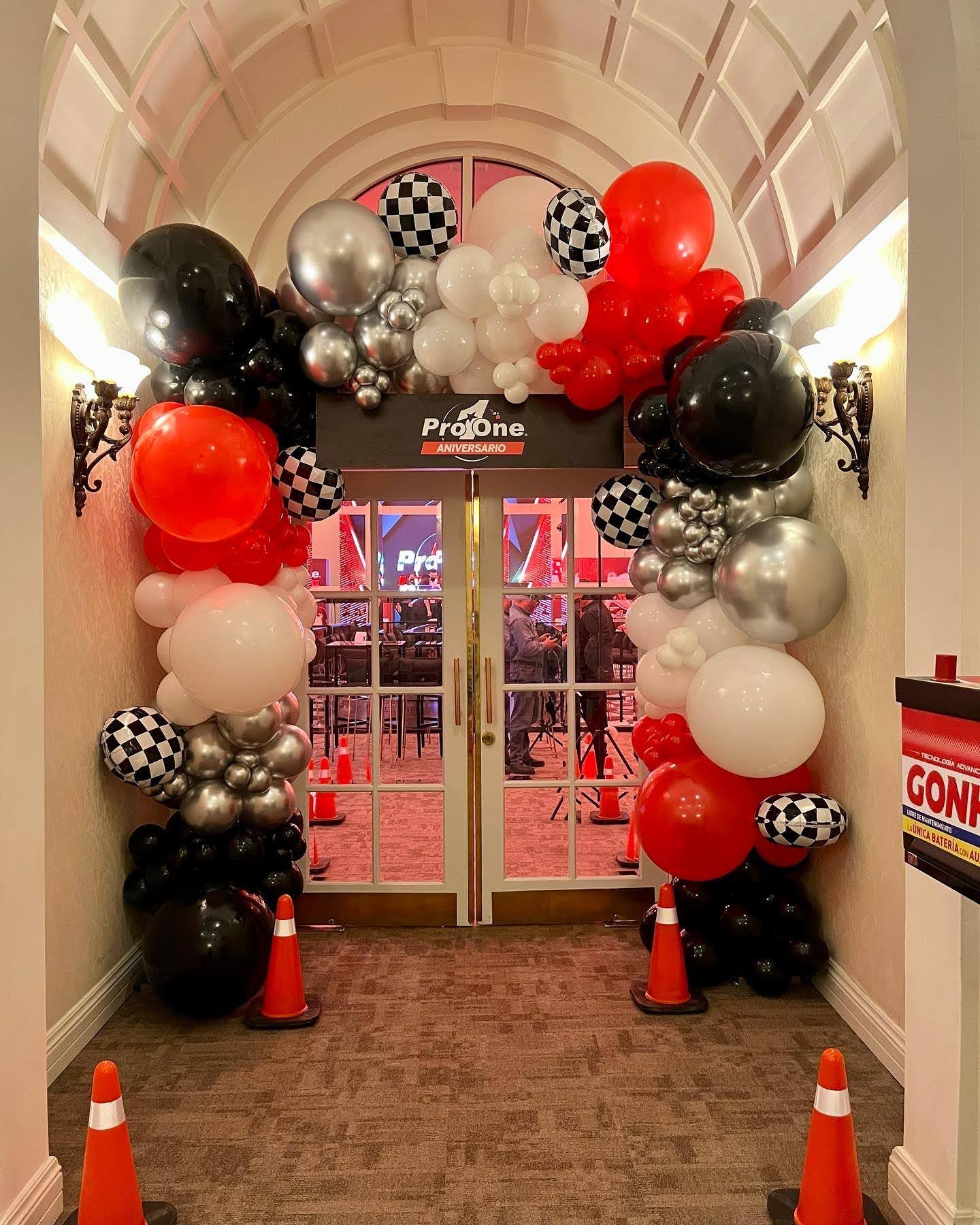 Marco de globos + Letrero