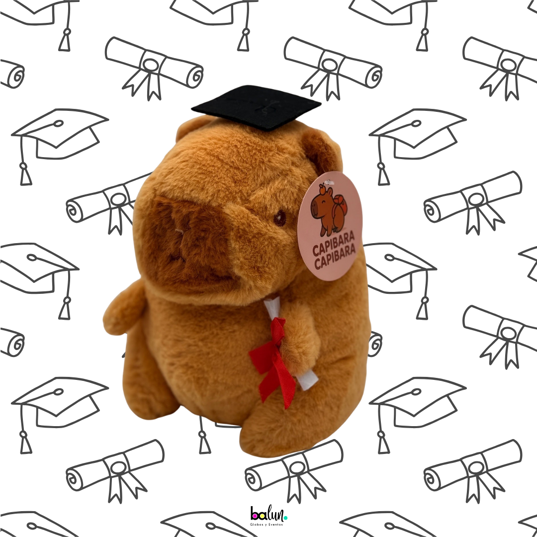 Peluche Capibara Graduado