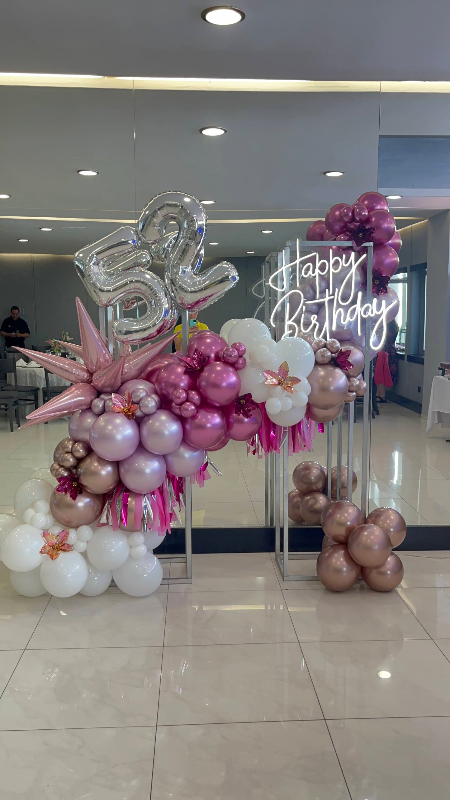 2 Columnas Globos