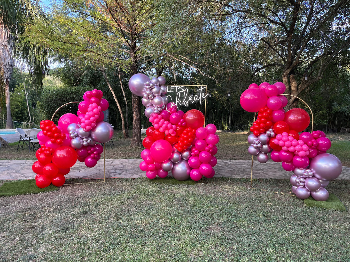 3 Mamparas con Globo