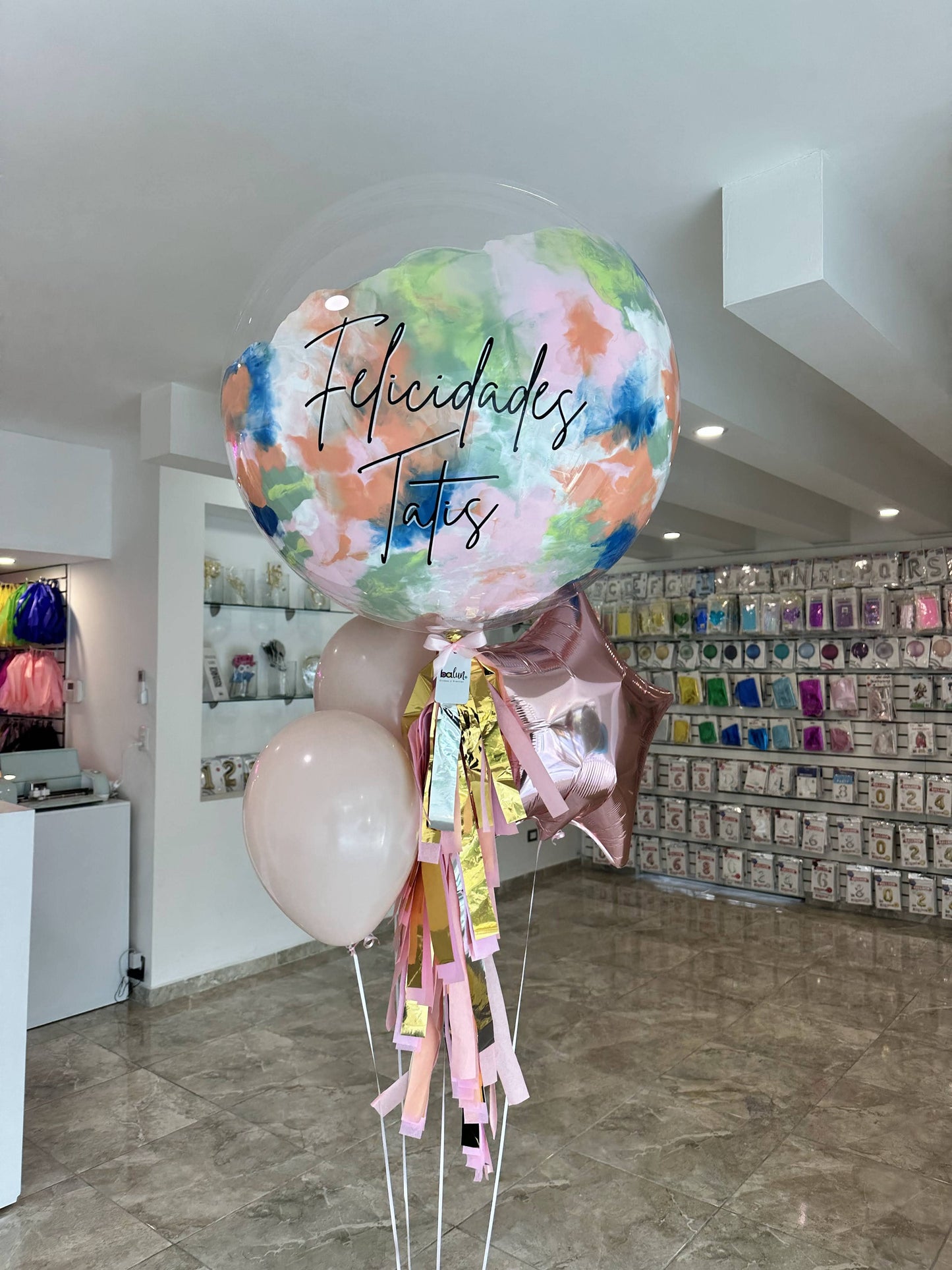 Globo Burbuja + 2 Globos Látex + 1 Estrella Metálica