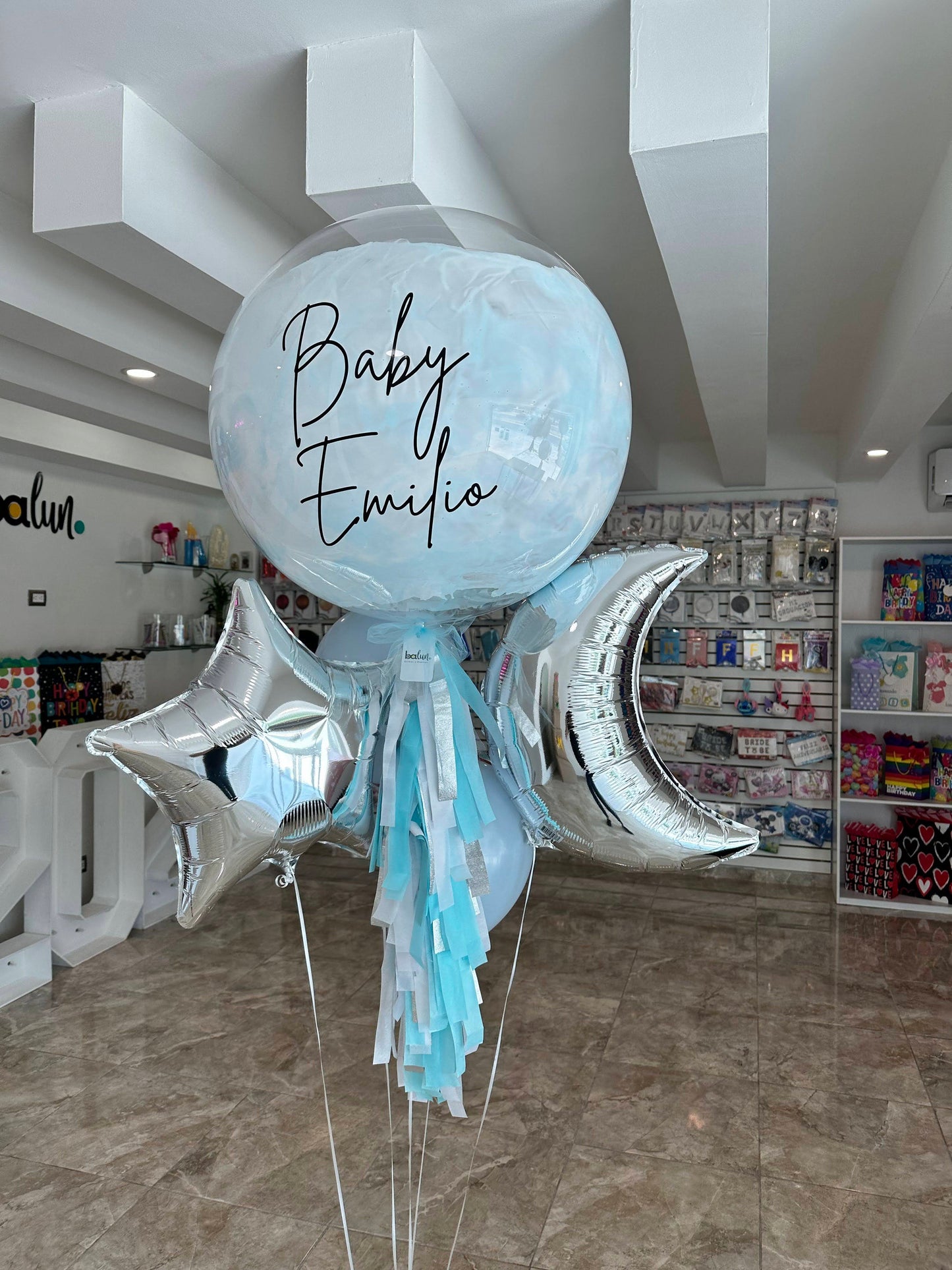 Globo Burbuja + 1 Estrella + 2 Globos Látex + Luna