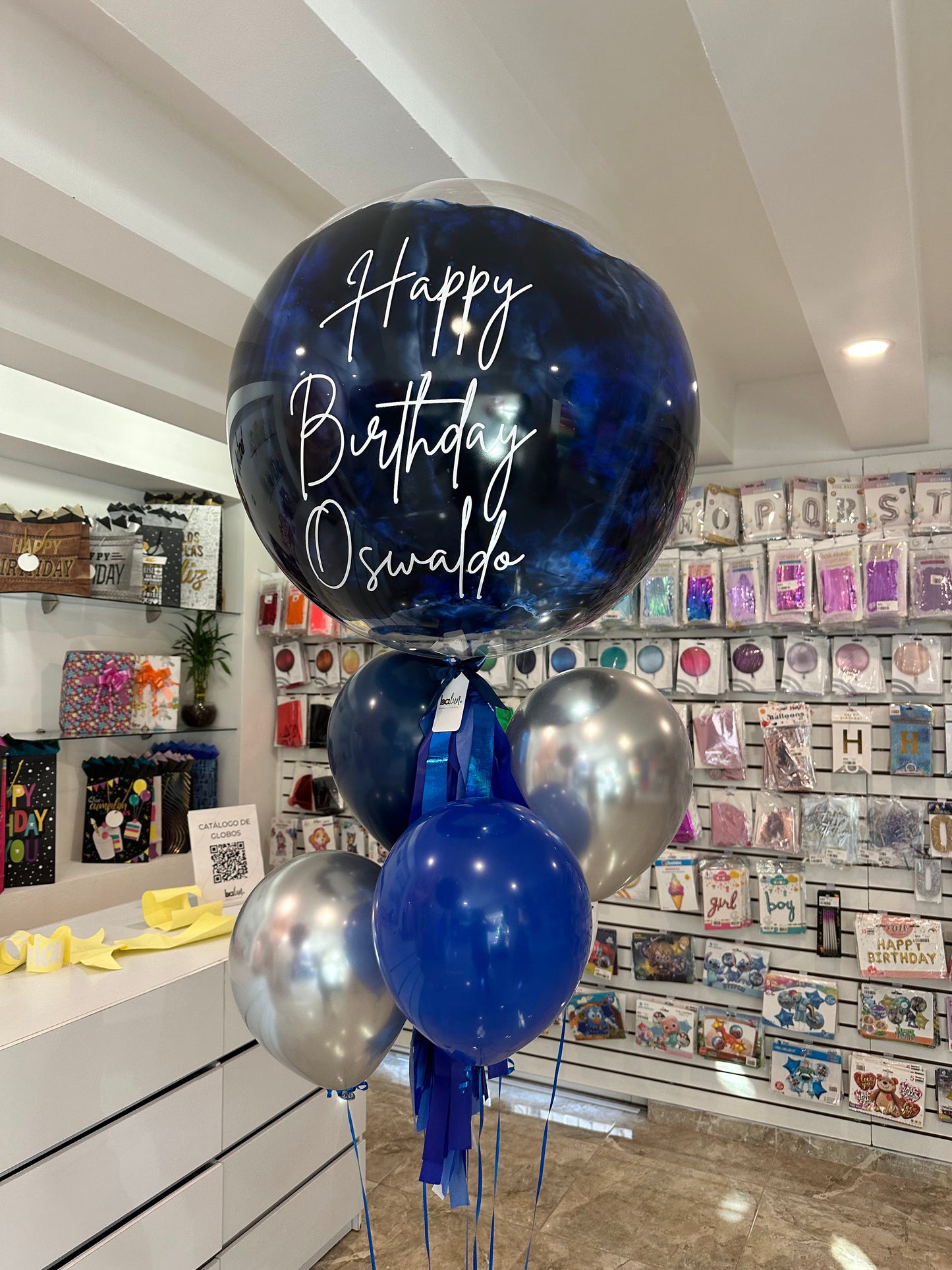 Globo Burbuja + 4 Globos Látex