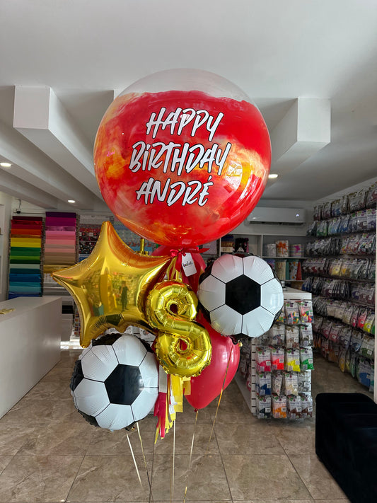 Globo Burbuja + Número Chico +2 Balon de Fútbol + 2 Globos Látex + 1 Estrella