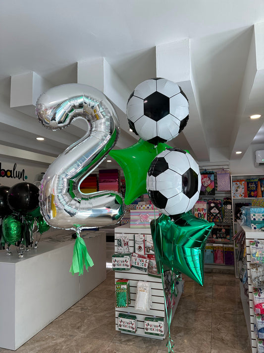 Número Jumbo + Ramillete de 2 Estrellas Metálicas y 2 Pelotas de Soccer