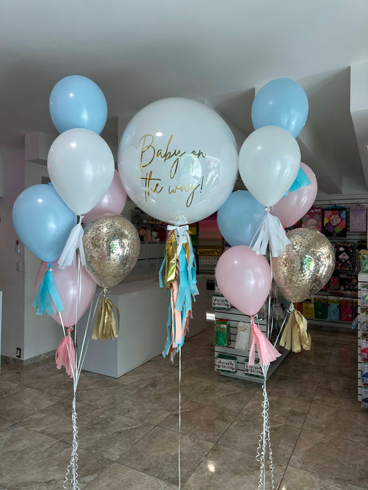 Globo Burbuja + 2 Ramilletes de Globos Látex