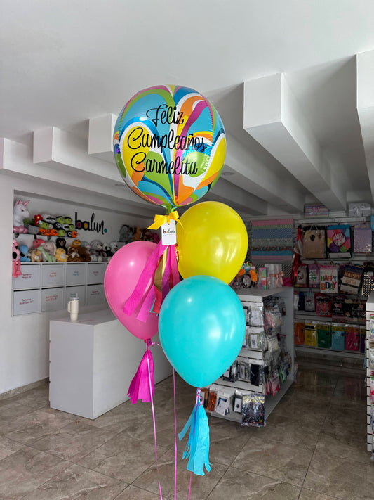 1 Orbz Chico + 3 Globos látex