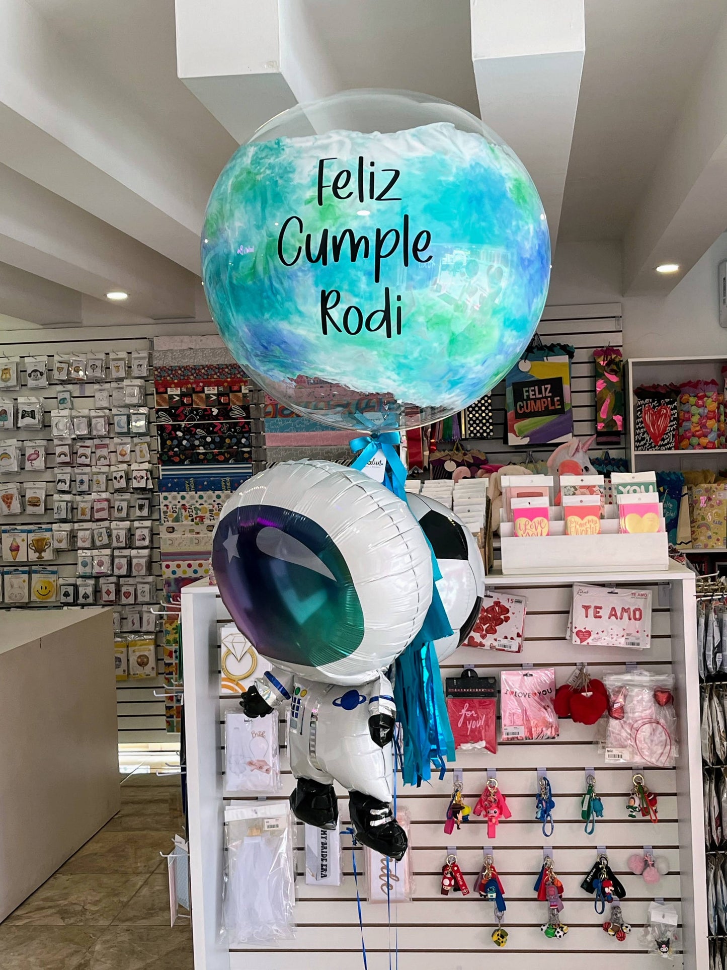 Globo Burbuja + 1 Orbz +1 Astronauta
