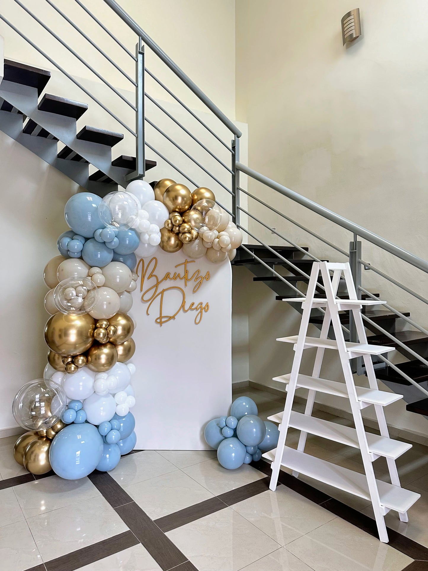 Mampara Bautizo + Escalera de Recuerditos