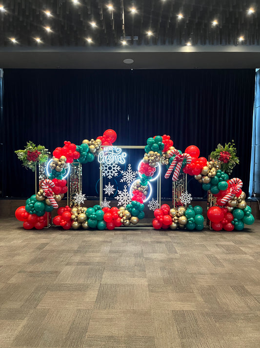 Set de 4 Columnas y 1 Cubo Navidad