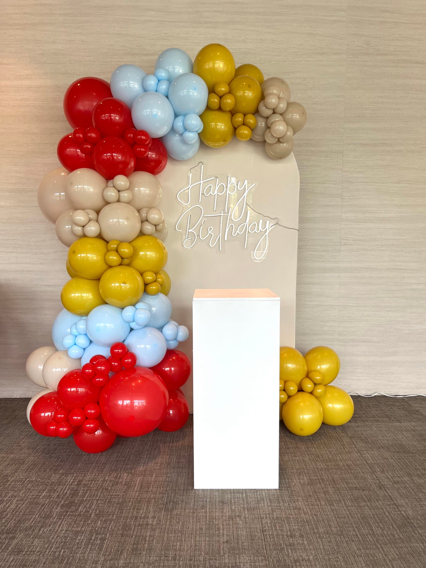 Mampara con Globos + Cubo para pastel
