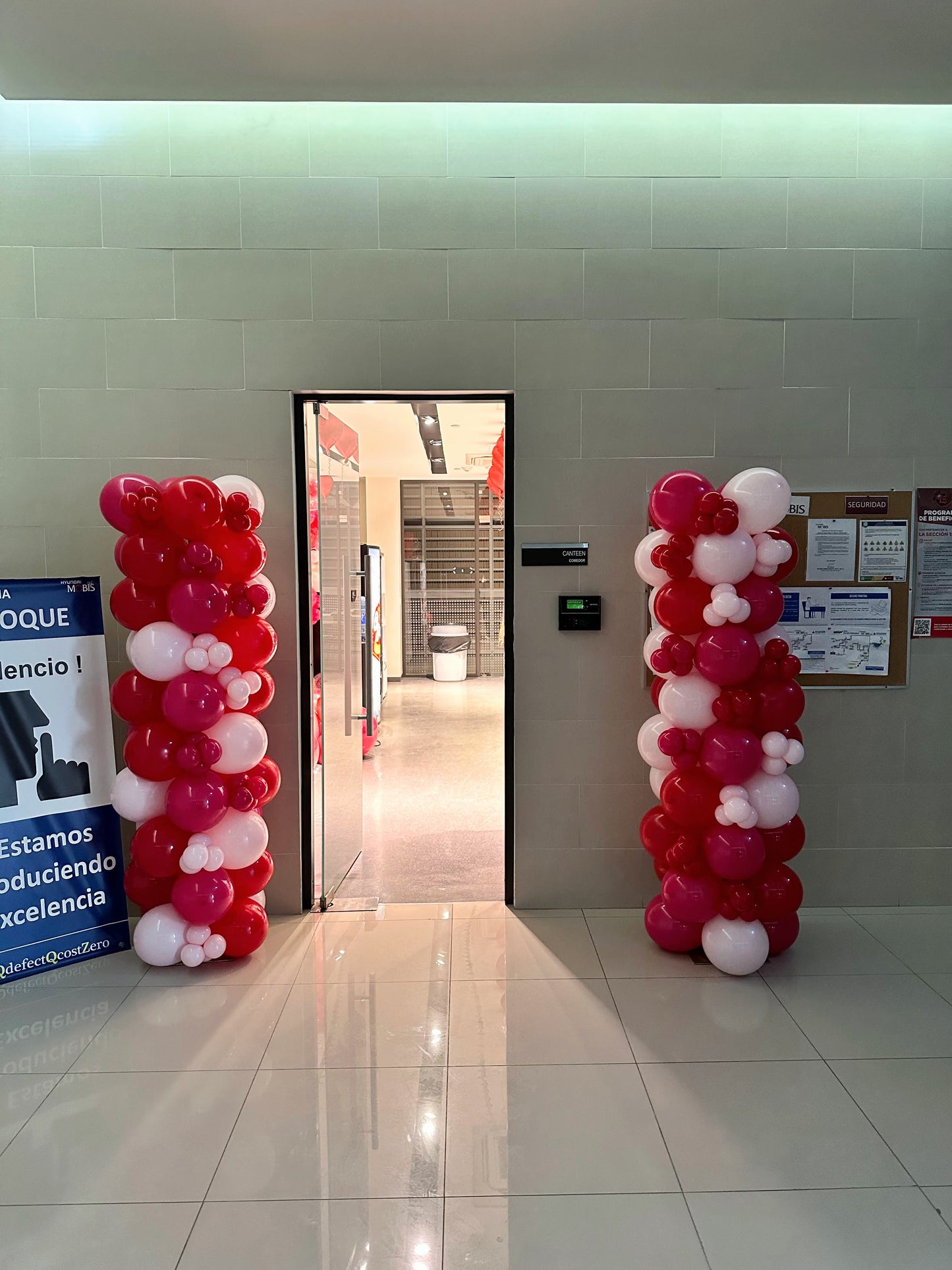 Dos Columnas de Globos Valentines