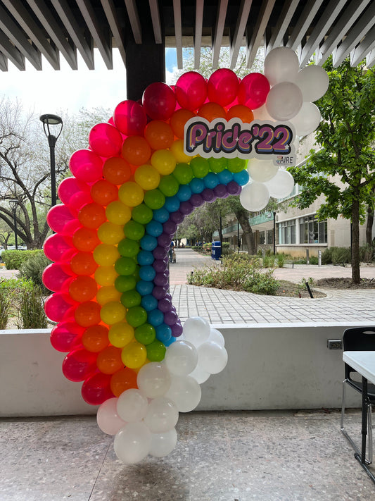 Rainbow / Arcoiris de Globo + Letrero Personalizado