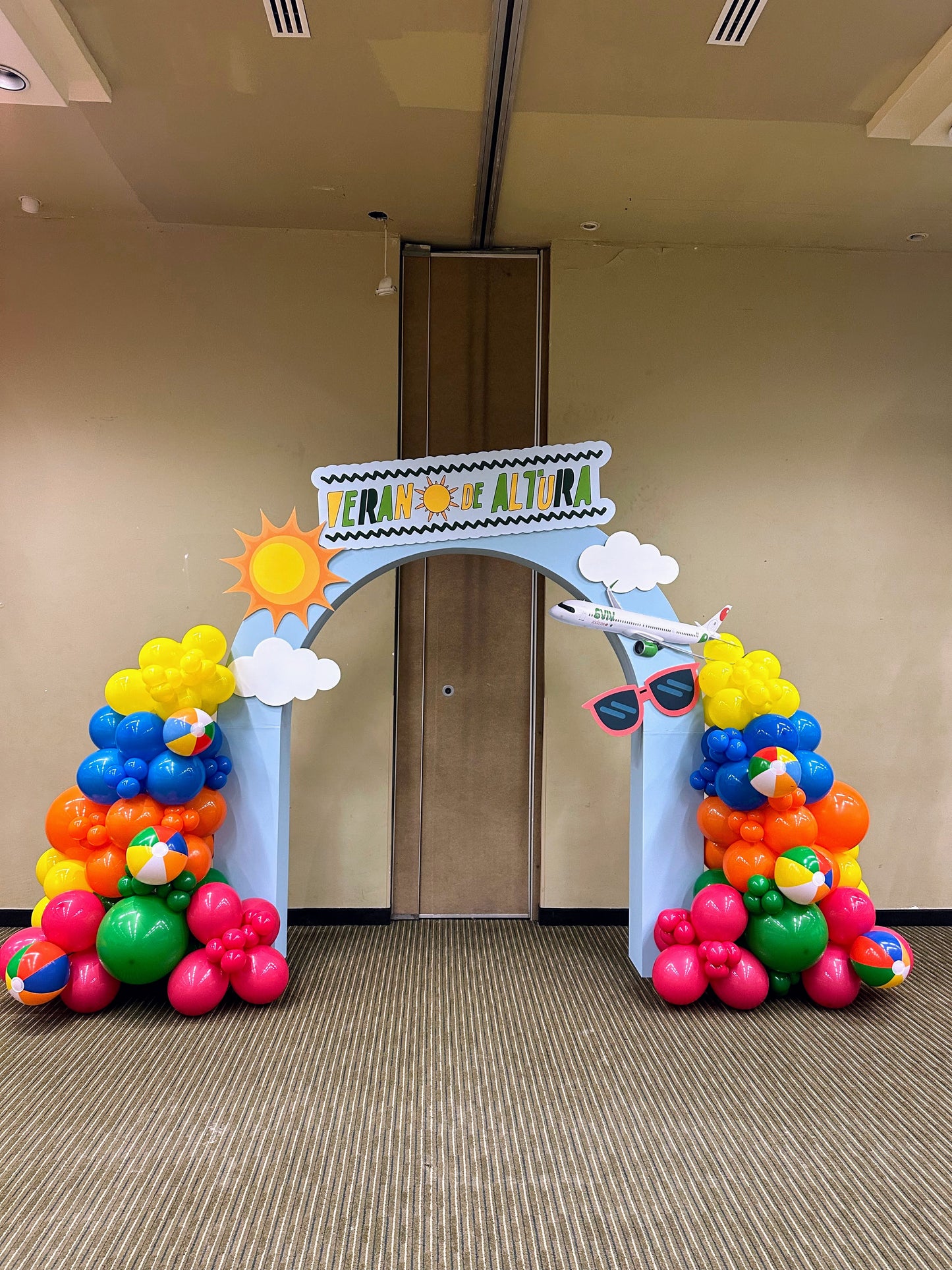 Arco 3D Personalizado Pool Party