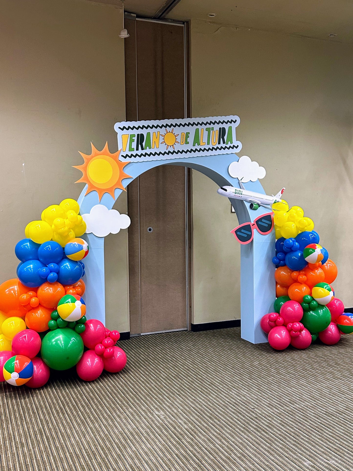 Arco 3D Personalizado Pool Party