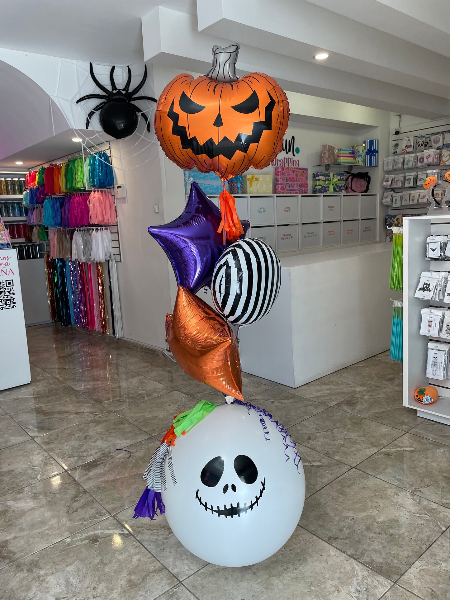 Pop Me! Halloween + Figuras con Helio